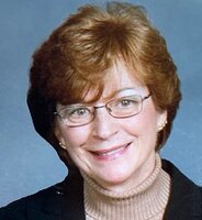 Loretta  M. (nee Stadler) Gnorek 